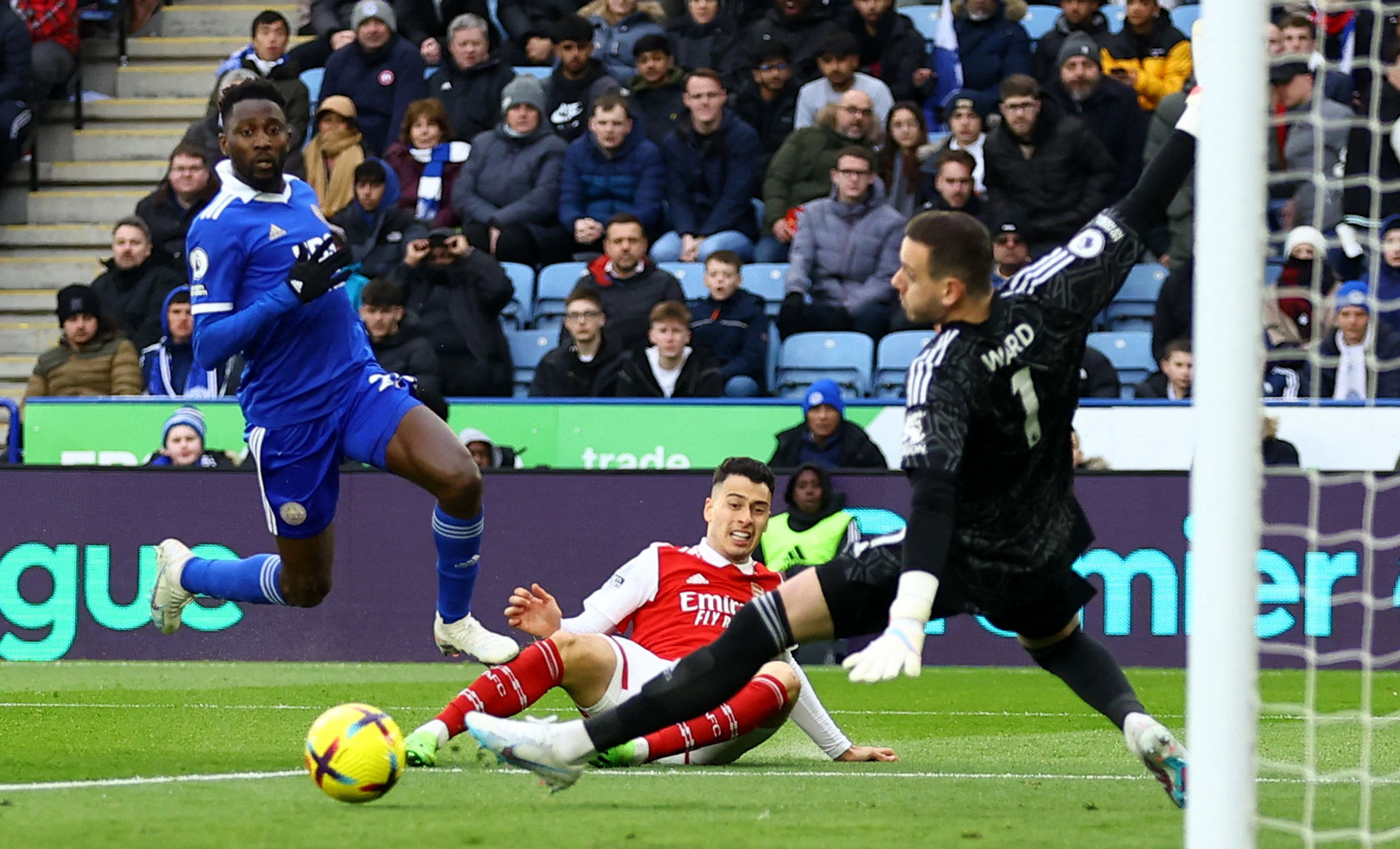 员通过调整 员通过调整