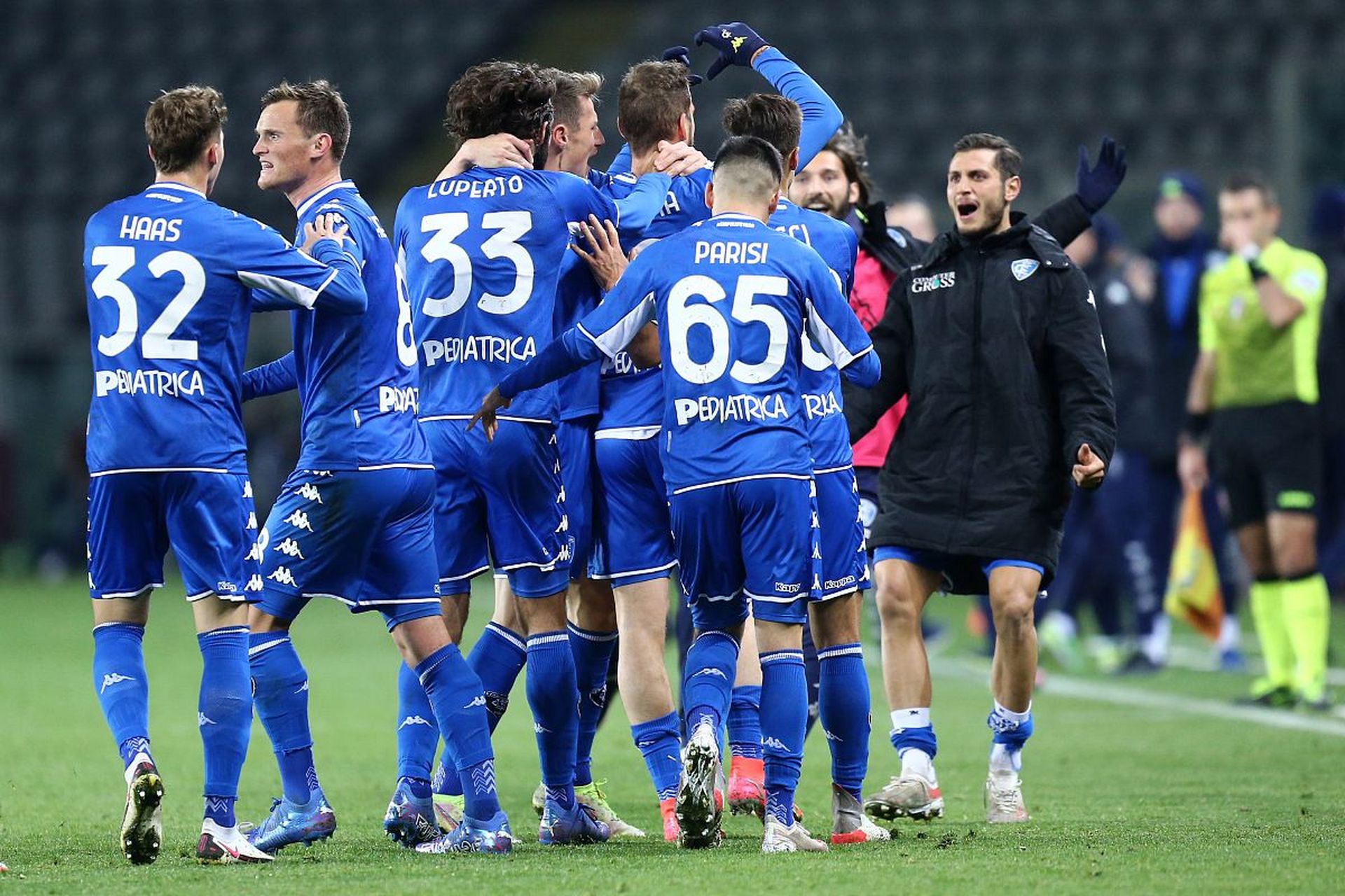 坛挥洒自如 坛挥洒自如