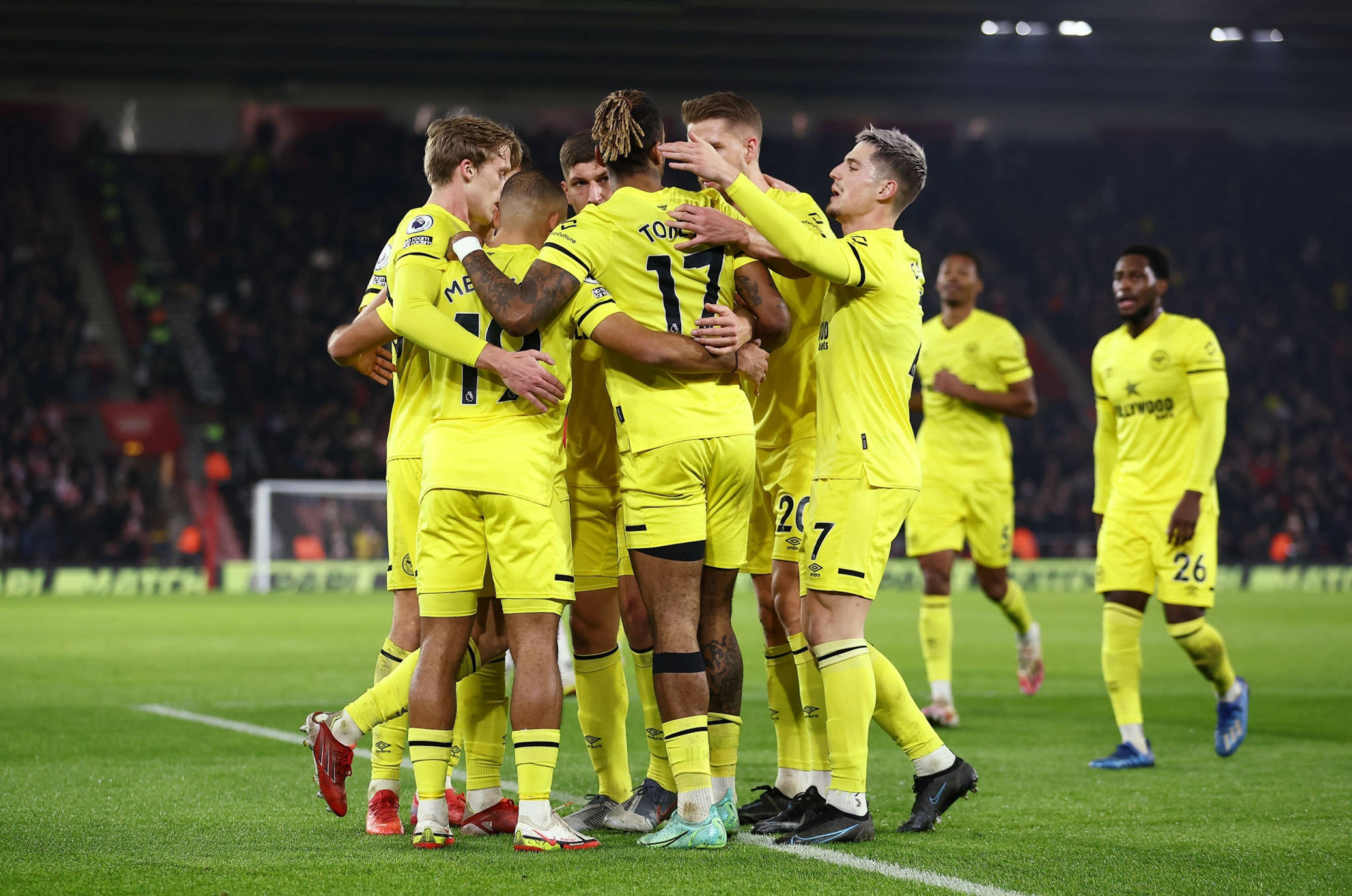 内人士给予 内人士给予